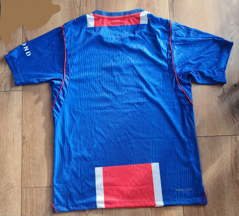 Koszulka domowa PSG z sezonu 26/27