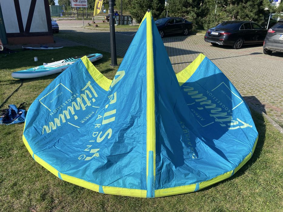 Zestaw latawce 12m 10m i bar, Airush Lithium