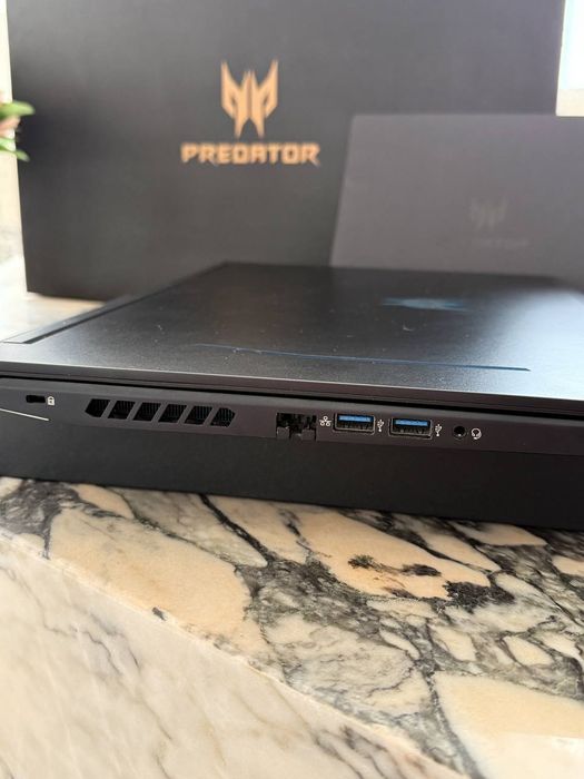 Acer Predator Helios 300 PH315-53-793U