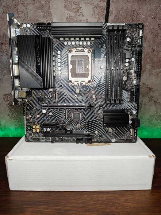 Материнська плата ASRock Z790M PG Lightning/D4 (LGA1700) 12-13-14 Intel