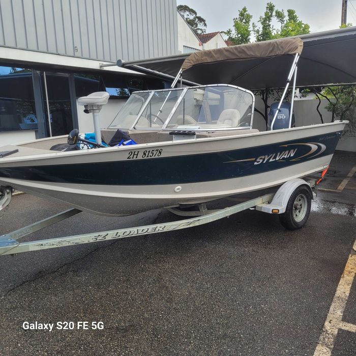 Barco de Alumínio pesca desportiva