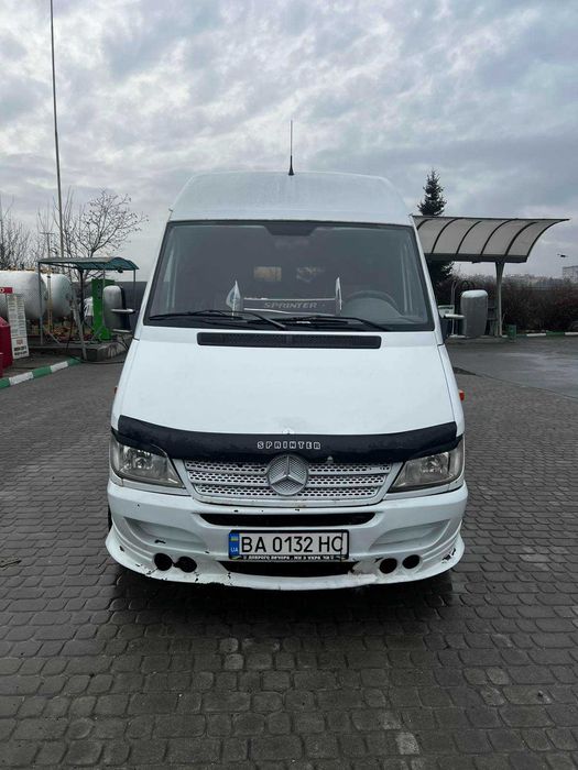 прокат автомобіля