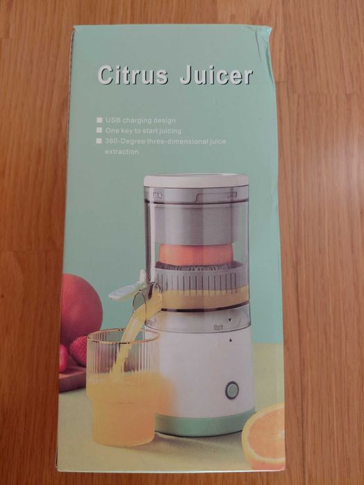 Espremedor elétrico de laranjas com bateria