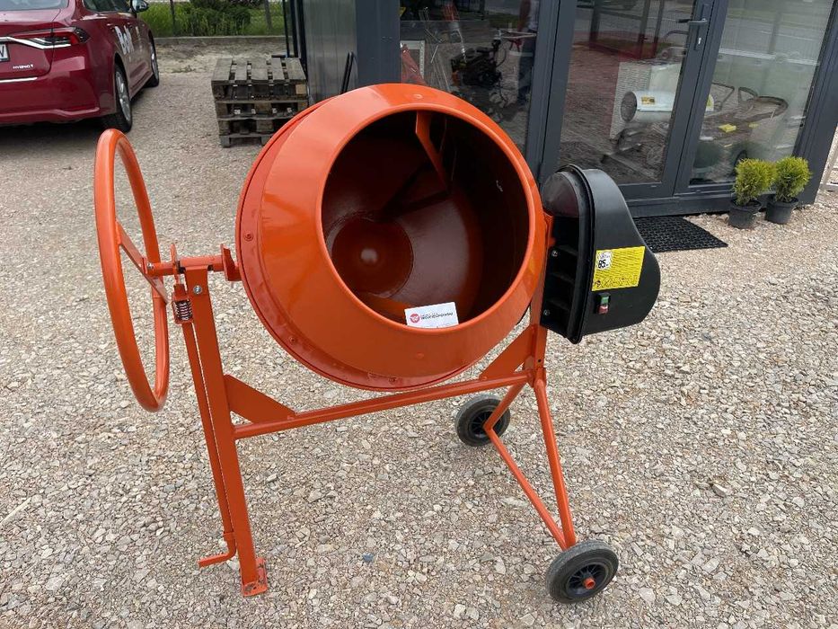 Wynajem Wibrator do Betonu I Betoniarka WYPOŻYCZALNIA WARSZAWA