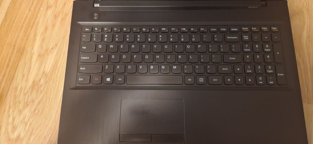 Laptop lenovo model 80L0