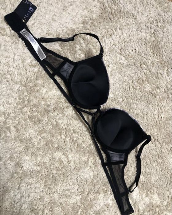 Бюстгальтер пуш-ап з мереживом новий 80С