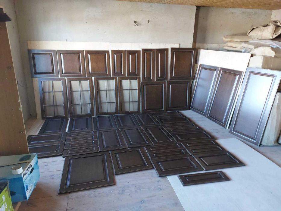 Продам фасади для кухні, з вільхи