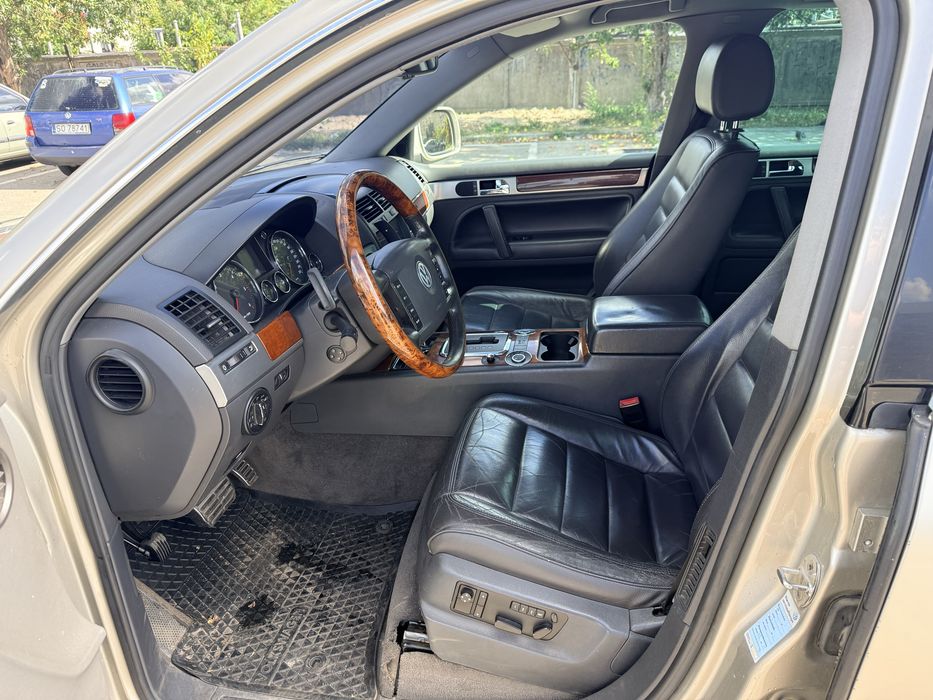 Volkswagen Touareg 5л 2004р