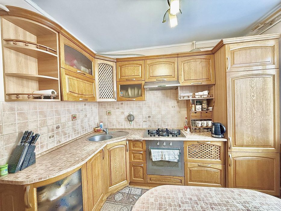 Квартира 2/х кім на Алясці біля ТЦ Подоляни