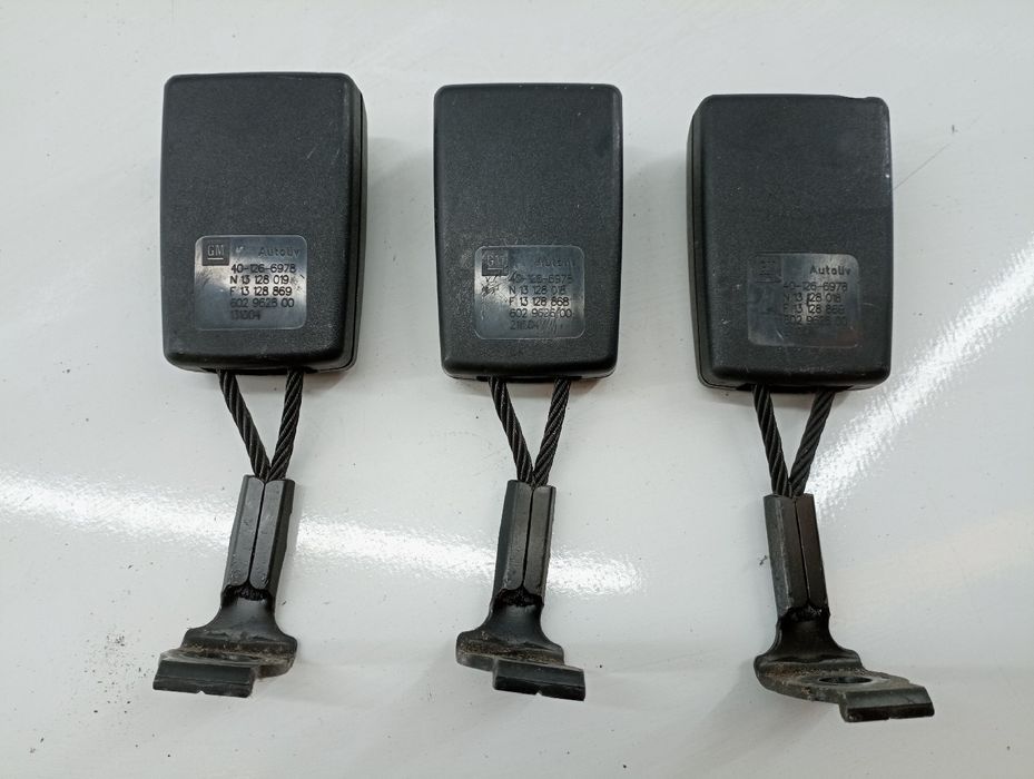 Encaixe cinto traseiro - OPEL ASTRA H GTC (A04) | 05 - 10