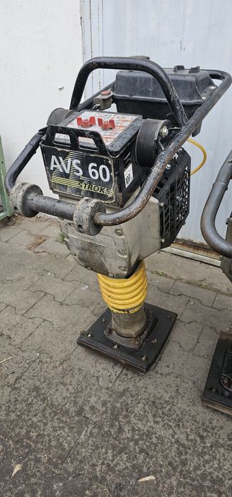 Skoczek dynapac ammmann bomag z Niemiec