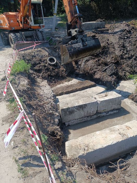 Послуги екскаватора. Можливо робота з ПДВ. Екскаватор повноповоротний.