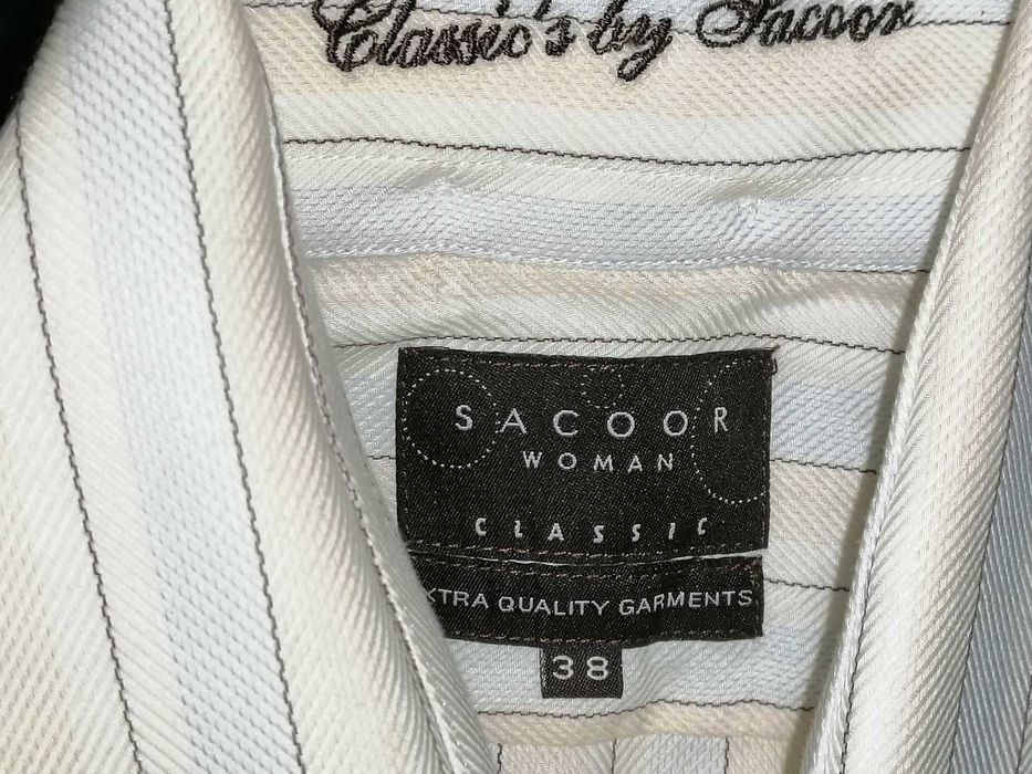 Camisa clássica riscas branco azul e bege Tam. 38 Sacoor - exc. estado