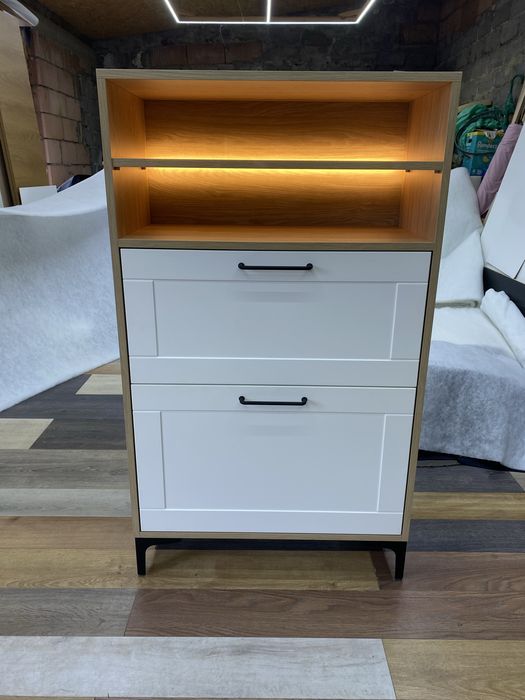 Szafka komoda regał nowa Led