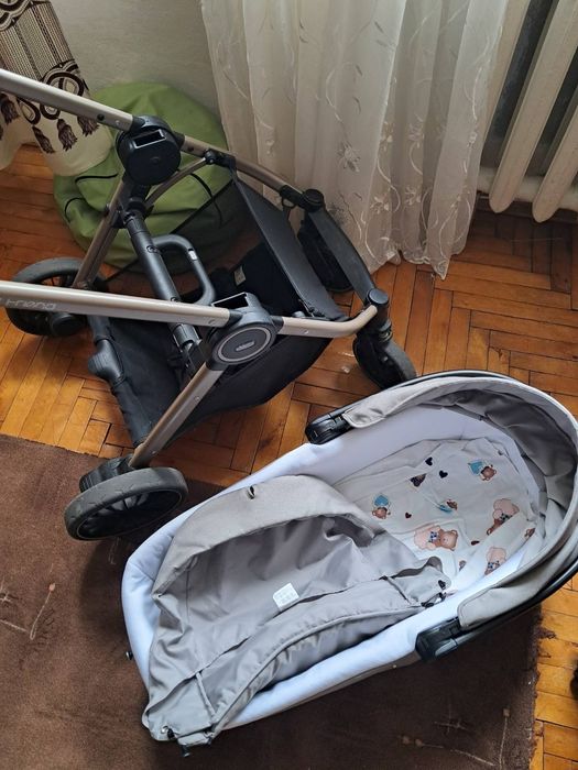 Продам коляску 2 в 1 shicco