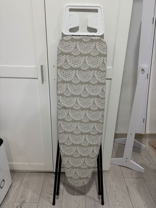 Ferro + tabua de engomar