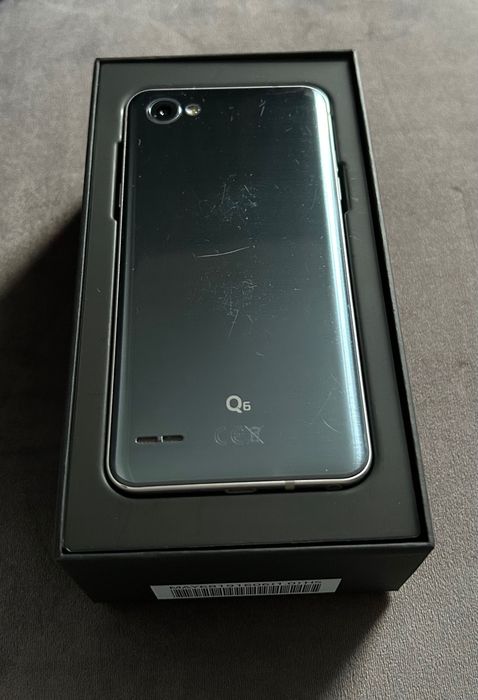 LG Q6 32GB używany, do negocjacji!
