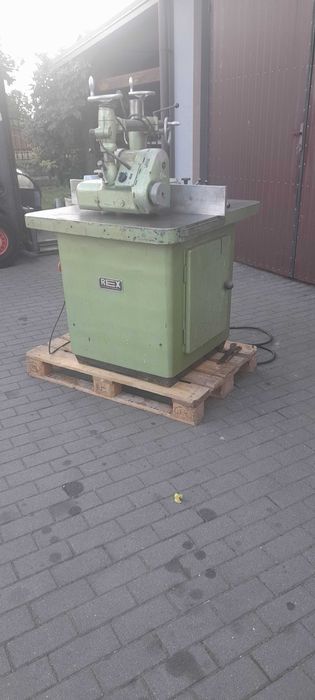 Frezarka RGA GEA FS-130  REX z posuwem