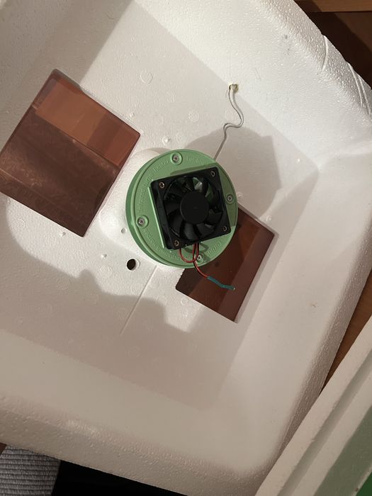 Продам інкубатор