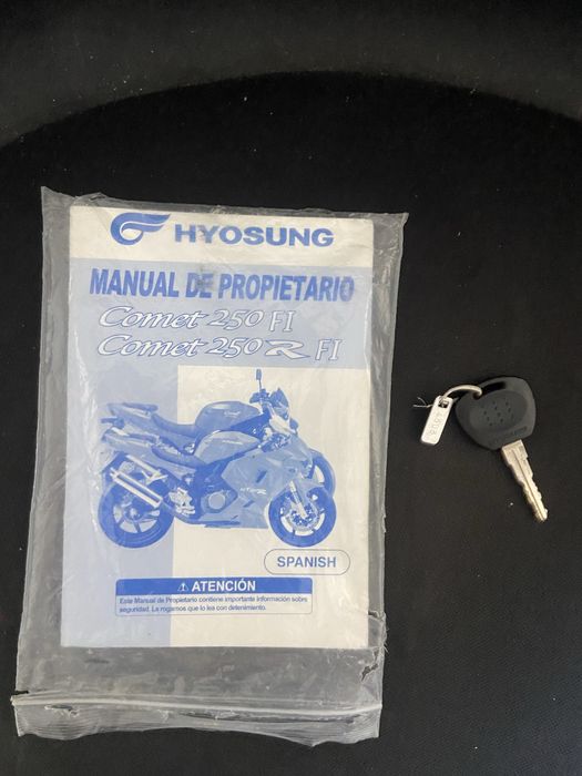 Moto Hyosung GT 250I