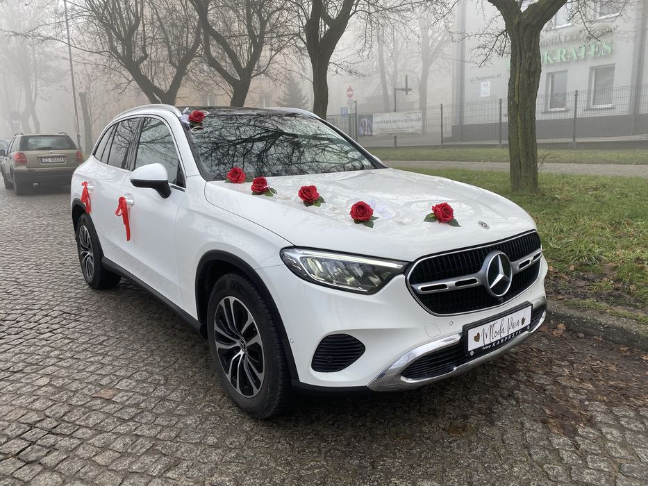 Mercedes GLC Biała perła Samochód do ślubu wraz z kierowcą