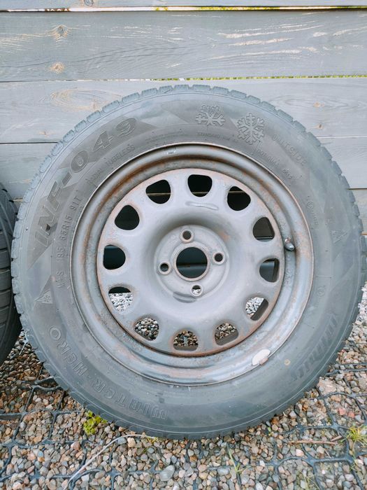 4szt Koła VW Serduszka 15" 4x100 z oponami 195/65/R15 Winter Hero