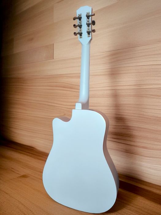 Акустична гітара НОВА