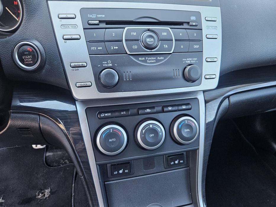 Mazda 6 2009 рік 2.2 дизель для військових
