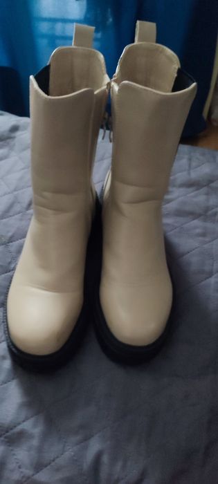 Buty damskie sztyblety-39