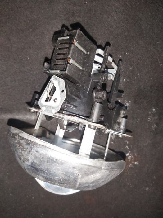 Farol Farolim Nevoeiro BiXenon Bmw 328i  Ref: 655.32.500.00