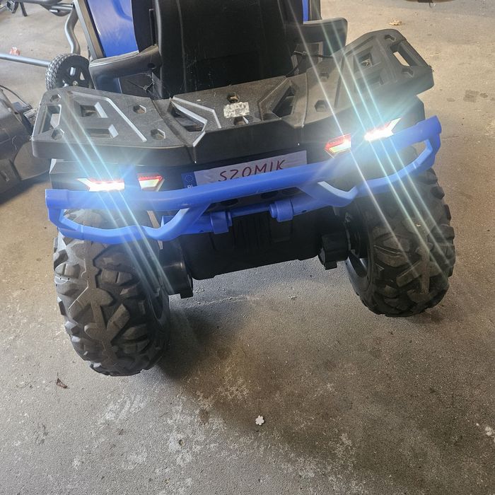 Quad na akumulator 4x4