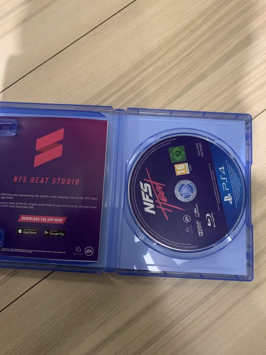 Gra na PS4 wyścigi samochodowe