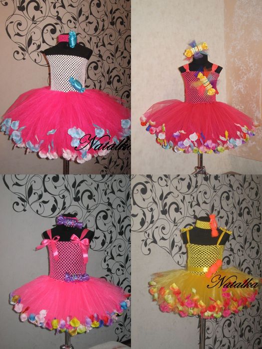 Святкове платтячко з декором по низу.