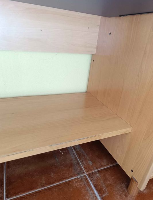 Secretária para escritório