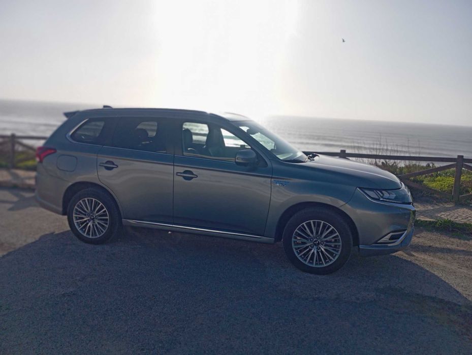 Mitsubishi Outlander Híbrido Elétrico/Gasolina