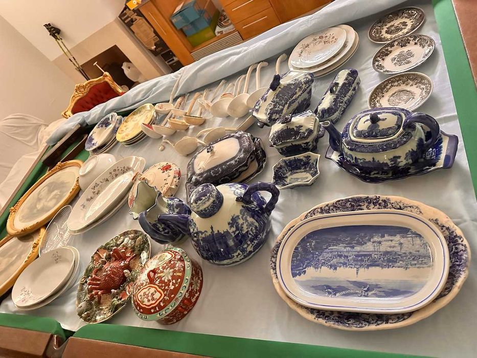 Recheio privado terrinas conchas pratos vista alegre azul antiguidades