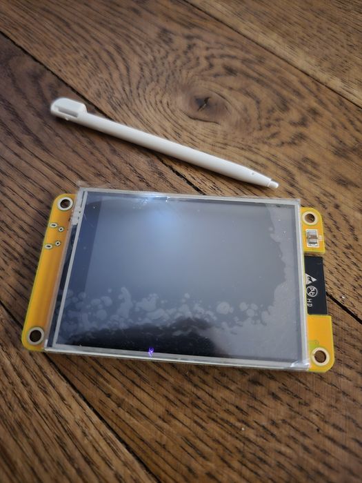 ESP32 2.8" LCD Touch Display – model ESP32-2432S028R arduino hassio