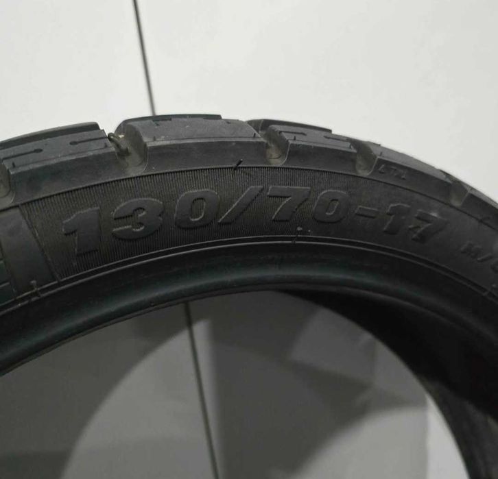 Pneus CST 110/70-17 e 130/70-17