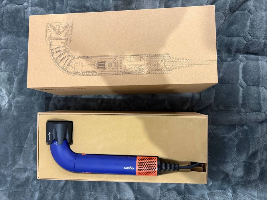 Dyson Supersonic — лімітований колір Vinca Blue / Topaz (HD18 фен