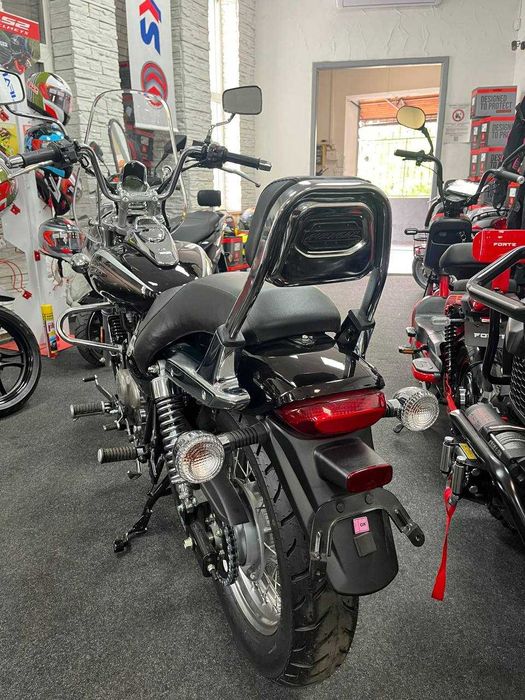 Акція Купити мотоцикл BAJAJ AVENGER CRUISE 220