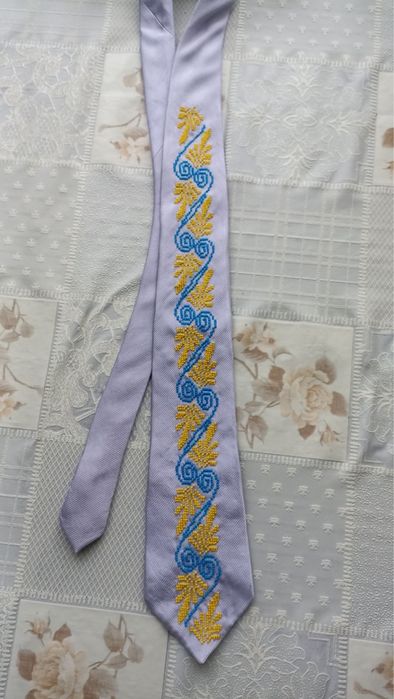 Вишитий галстук, краватка, вишиванка, вигиті вироби