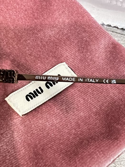 Окуляри miu miu в наявності