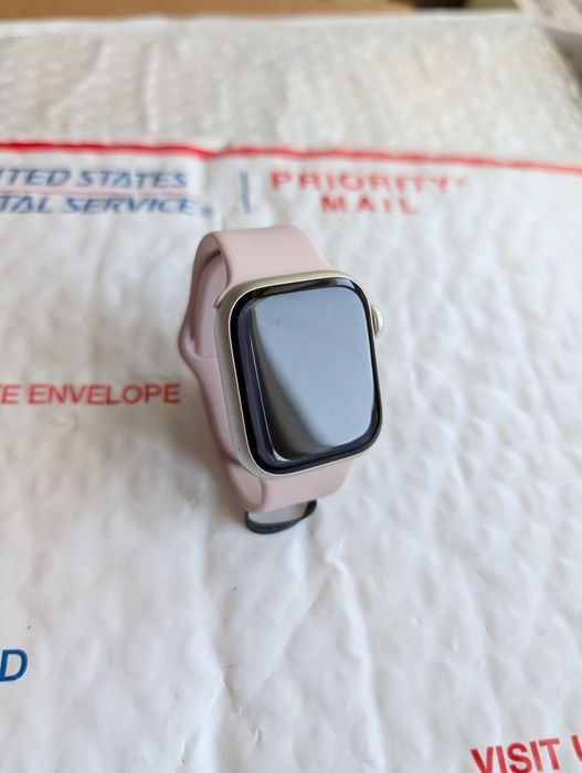 Все працює Apple Watch 7 41 Starlight 32Gb без блокувань акб 100%