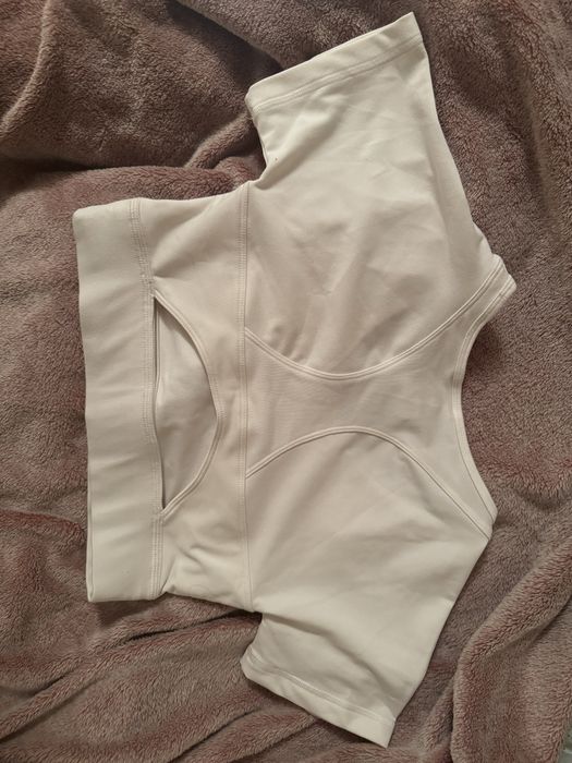 Спортивний топ Reebok