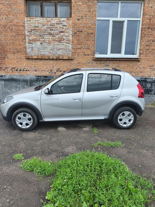 Продам Dacia sandero stepway