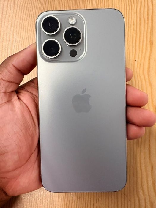 iPhone 15 pro max 512gb