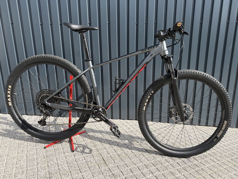Scott scale 970 semi nova