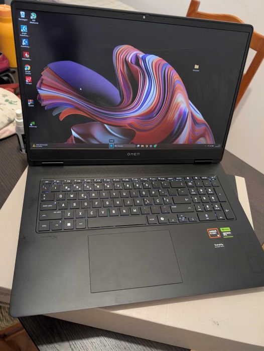 [VENDO/TROCO] HP OMEN 17 - Ryzen 9 / RTX 4060 / 32GB DDR5 (Na Garantia) (Negociáveis)