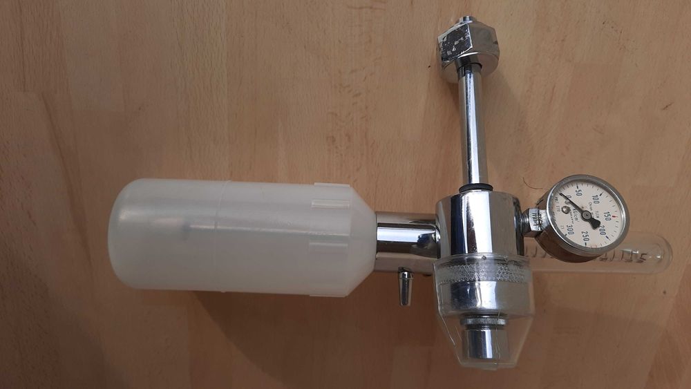 reduktor do tlenu medycznego Farum A-36, zestaw do tlenoterapii