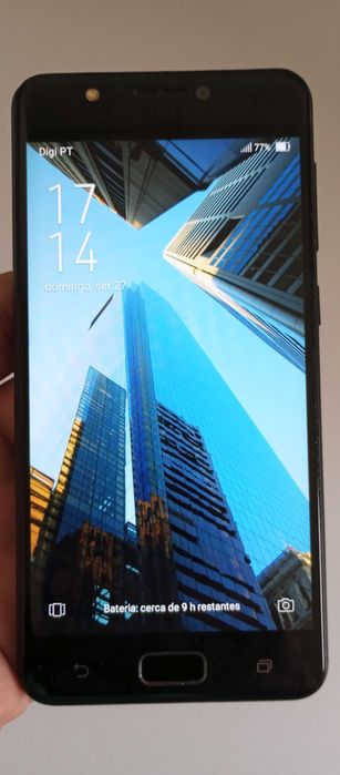 Smartphone ASUS ZenFone 4 Max Dual Sim.